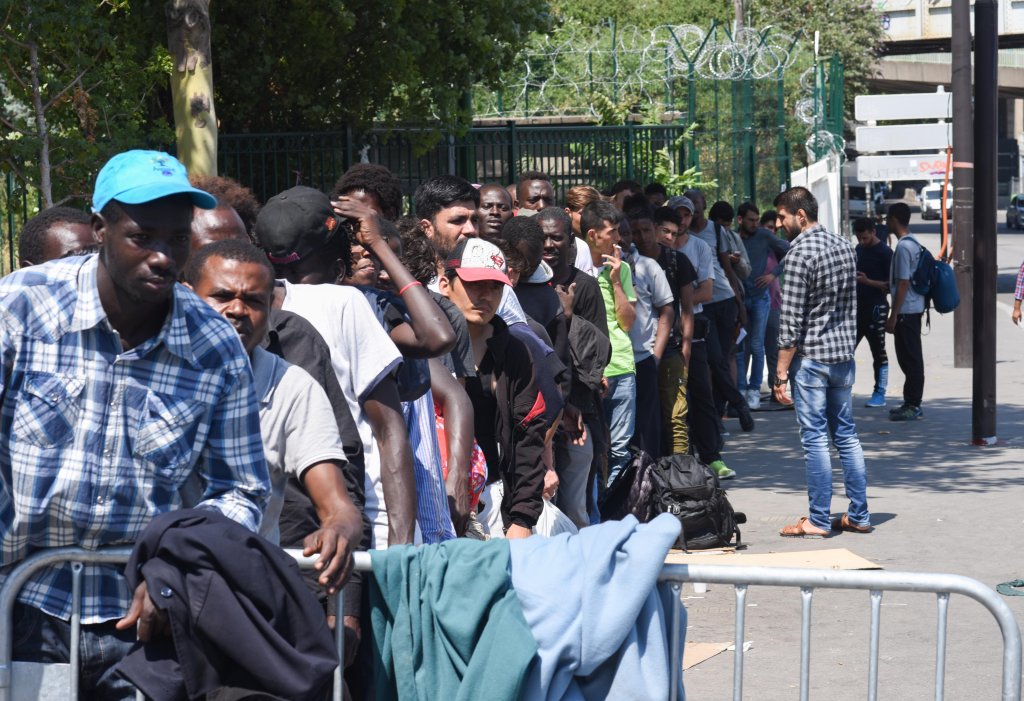 Aides Sociales pour les Migrants en France
