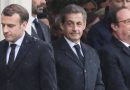 Trois chefs d’État français alignés lors d’une cérémonie officielle, visages graves, illustrant la défiance politique et l’impopularité présidentielle en France.