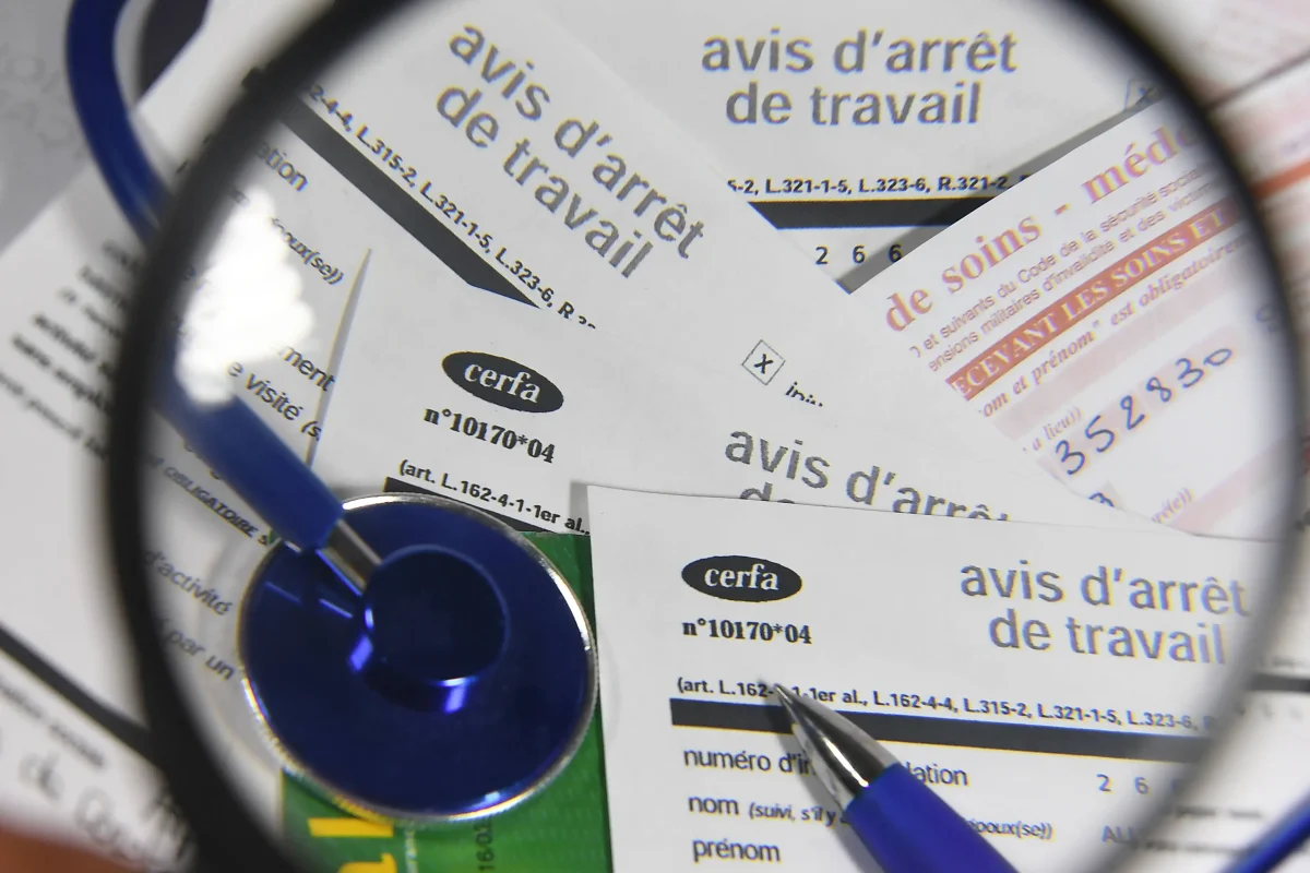 arrêt maladie moins de 8 jours