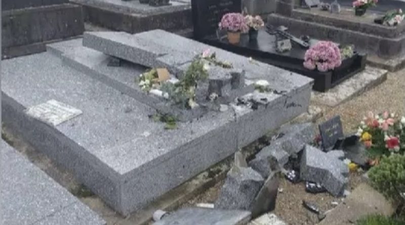 Le cimetière de La Trinité-sur-Mer est sous le choc après le vandalisme de la tombe de Jean-Marie Le Pen. Informations sur l'incident et les actions des autorités.