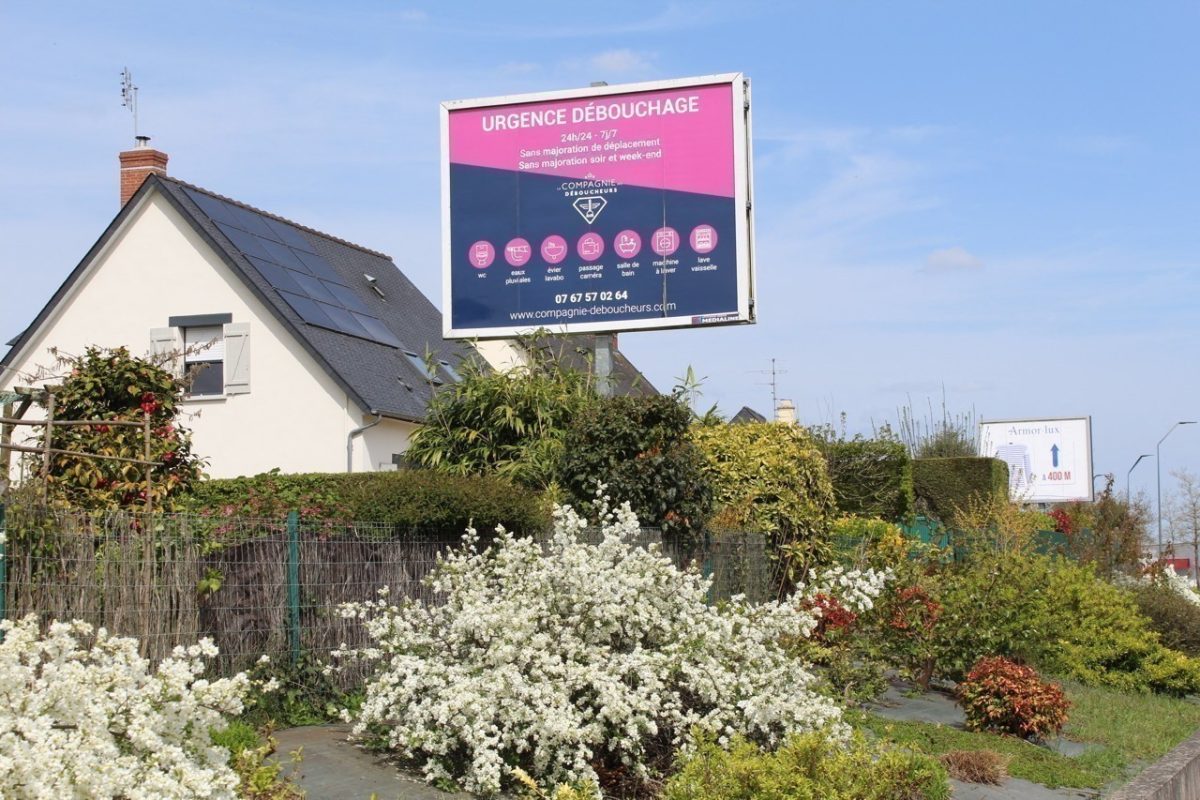 location espace publicitaire jardin