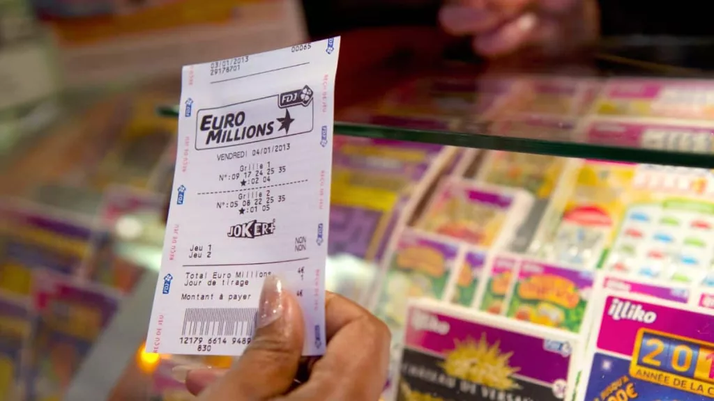 Gagnant EuroMillions annoncé tardivement : bug informatique ou erreur humaine ? On vous raconte toute l’histoire minute par minute.