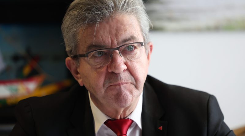 Détournement de fonds, abus de confiance, implications judiciaires : un article complet sur l’affaire qui ébranle Jean-Luc Mélenchon et La France Insoumise.