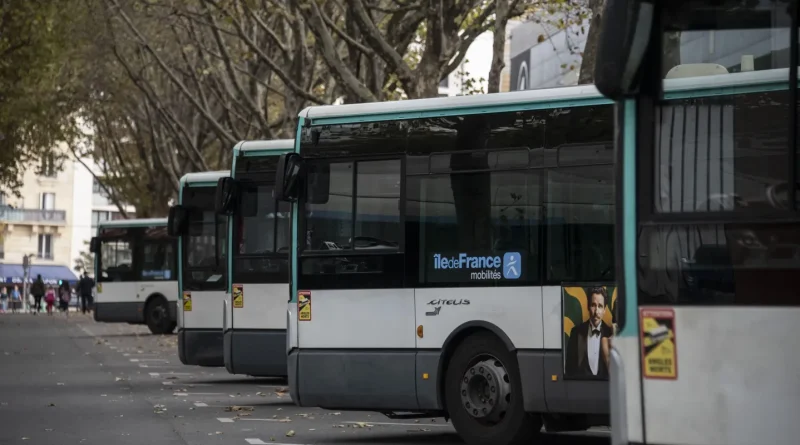 La RATP et la région Île-de-France ont fait don de bus aux Tunisiens : retour complet sur l’origine, le contexte et la colère des Français.