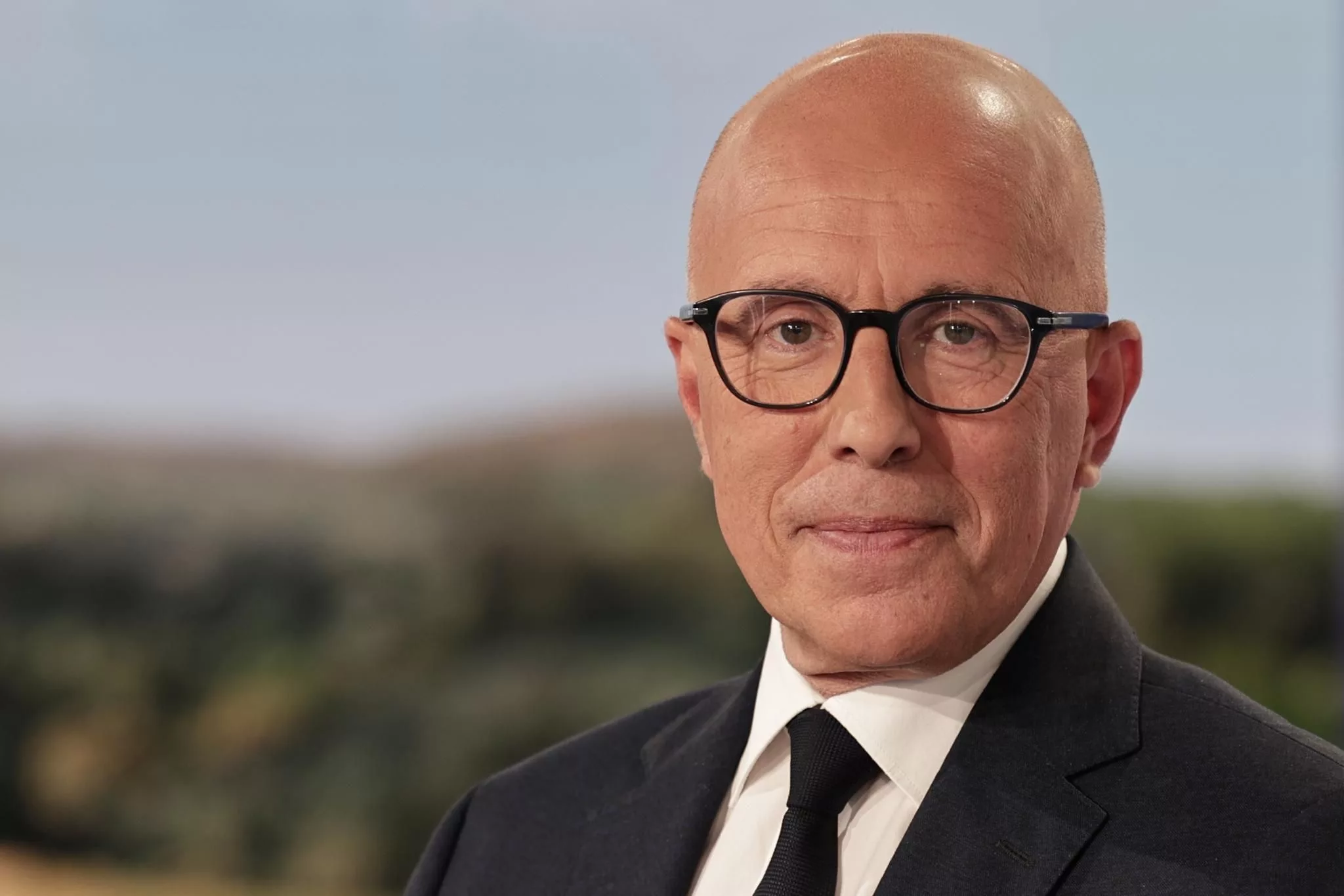Ciotti, LR et RN : vers une union des droites ? Les raisons et conséquences d’un appel qui bouscule la droite française.