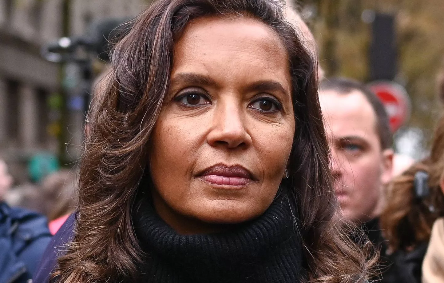 Entre coulisses tendues et victoire symbolique, Karine Le Marchand raconte comment elle a fait évoluer L’amour est dans le pré.