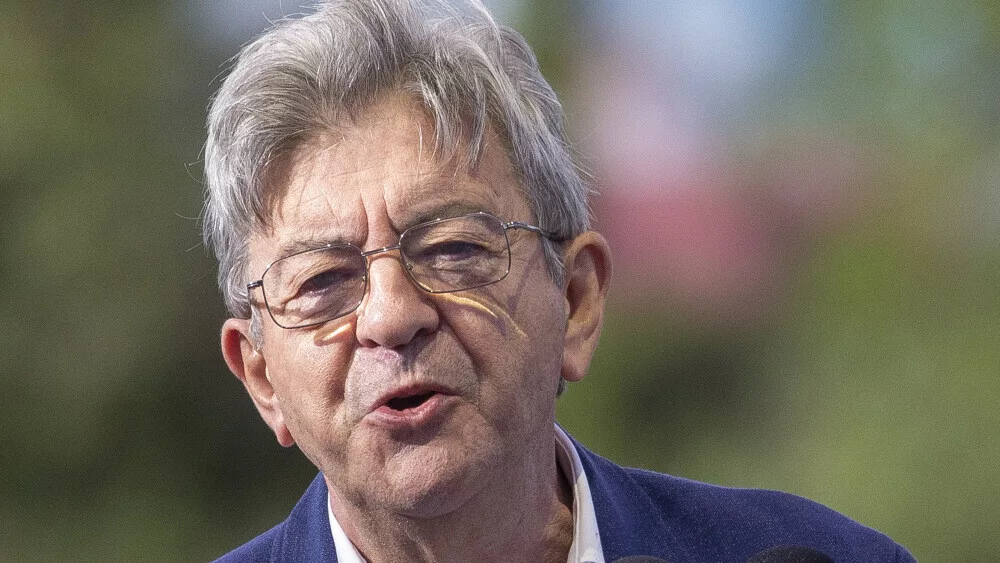 Une nouvelle polémique vise Mélenchon : Haziza de Radio J porte plainte pour doxing, dénonçant une désignation publique lourde de conséquences.