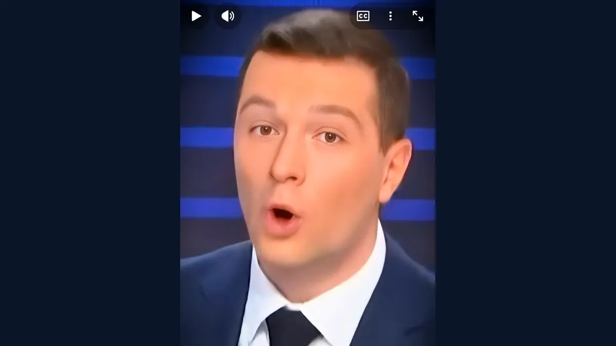 Homme politique en costume réagissant avec surprise lors d’un débat télévisé sur les amendements, expression marquée illustrant une réaction à une discussion sur leur utilité concrète