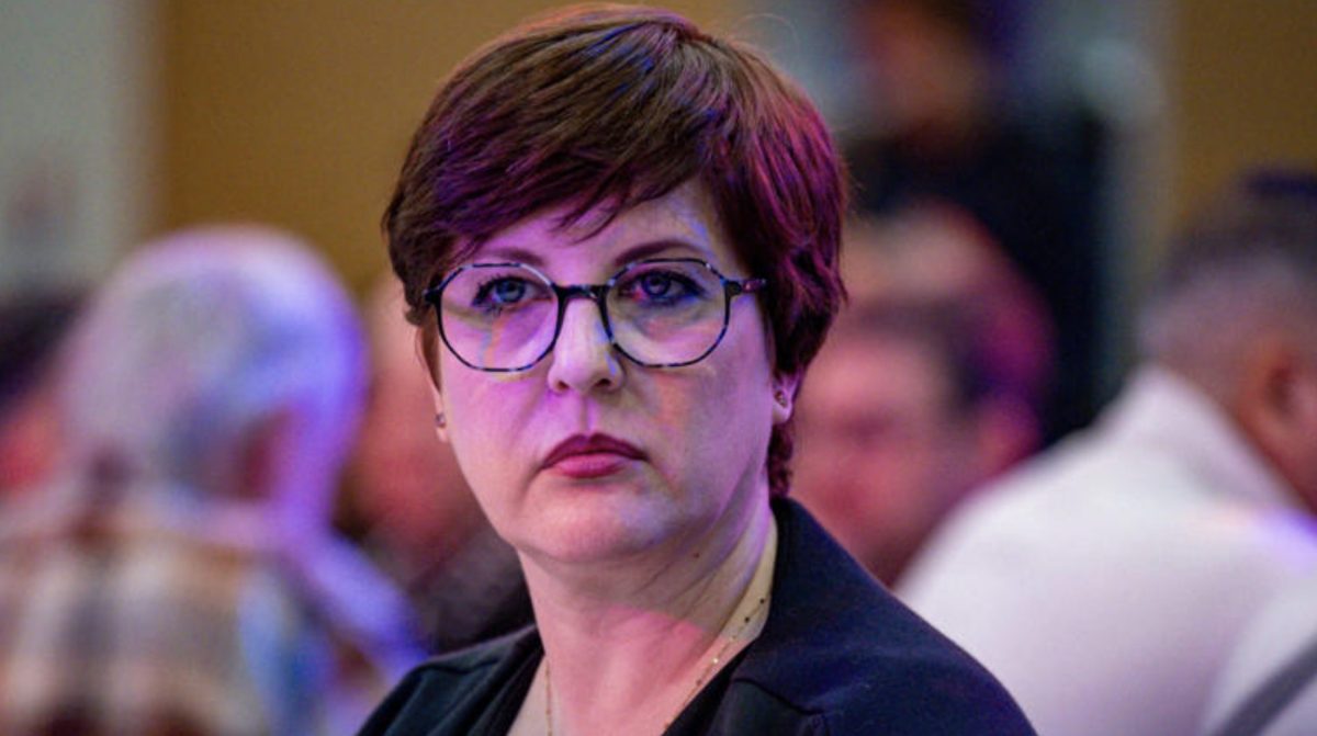 Portrait de Maryline Mélenchon, fille de Jean-Luc Mélenchon et épouse de Gabriel Amard.