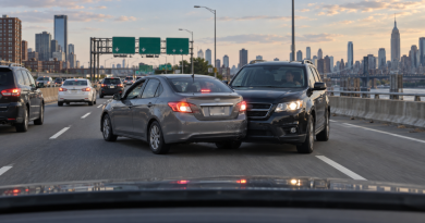 Accident provoqué à New York filmé par une dashcam lors d’une fraude à l’assurance