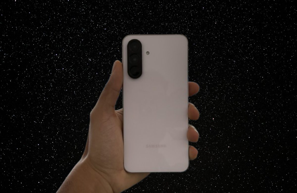 Comparatif des Samsung Galaxy A26 5G, Galaxy A36 5G et Galaxy A56 5G montrant les trois smartphones côte à côte pour comparer leur écran, batterie, appareil photo, performances et stockage.